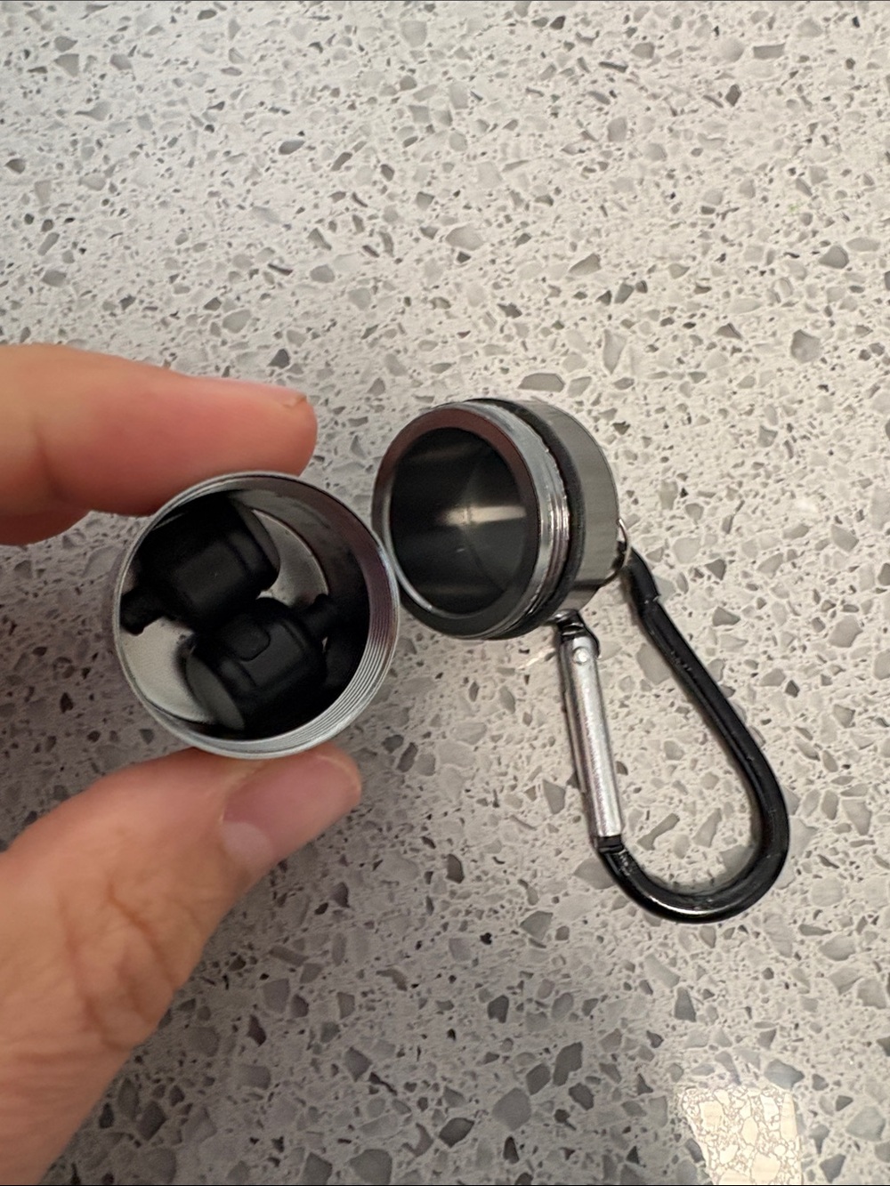 LumeneArz LED Earplugs - White and Gold Earbud Headphones - Picture 8 of 8